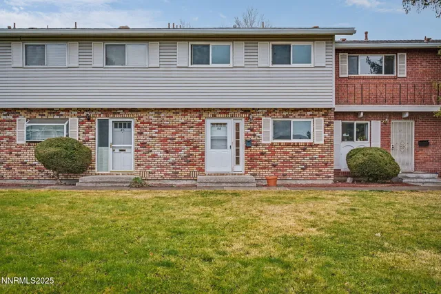 $270,000 | 44 Smithridge Park, Reno, NV 89502