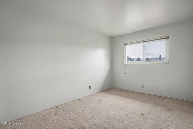 $270,000 | 44 Smithridge Park, Reno, NV 89502