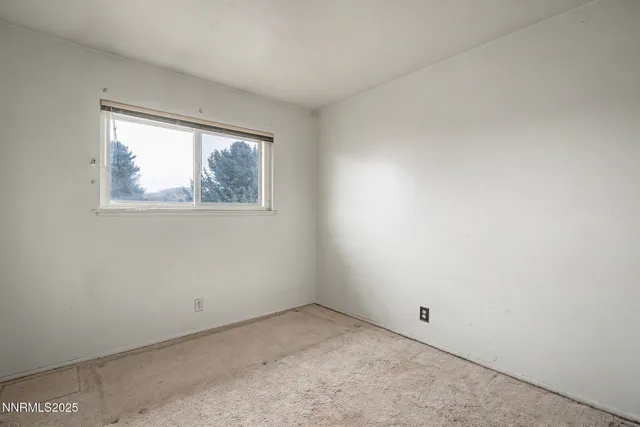 $270,000 | 44 Smithridge Park, Reno, NV 89502