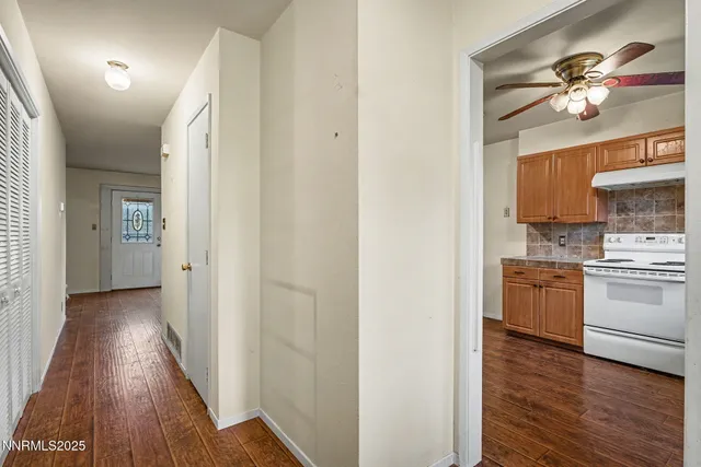 $270,000 | 44 Smithridge Park, Reno, NV 89502