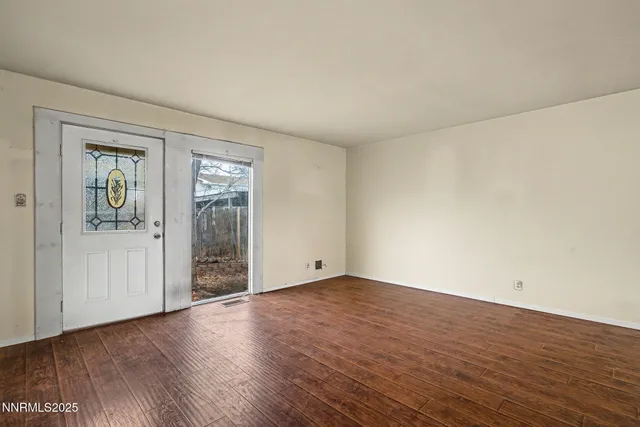 $270,000 | 44 Smithridge Park, Reno, NV 89502
