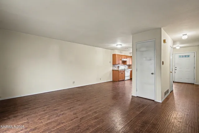 $270,000 | 44 Smithridge Park, Reno, NV 89502