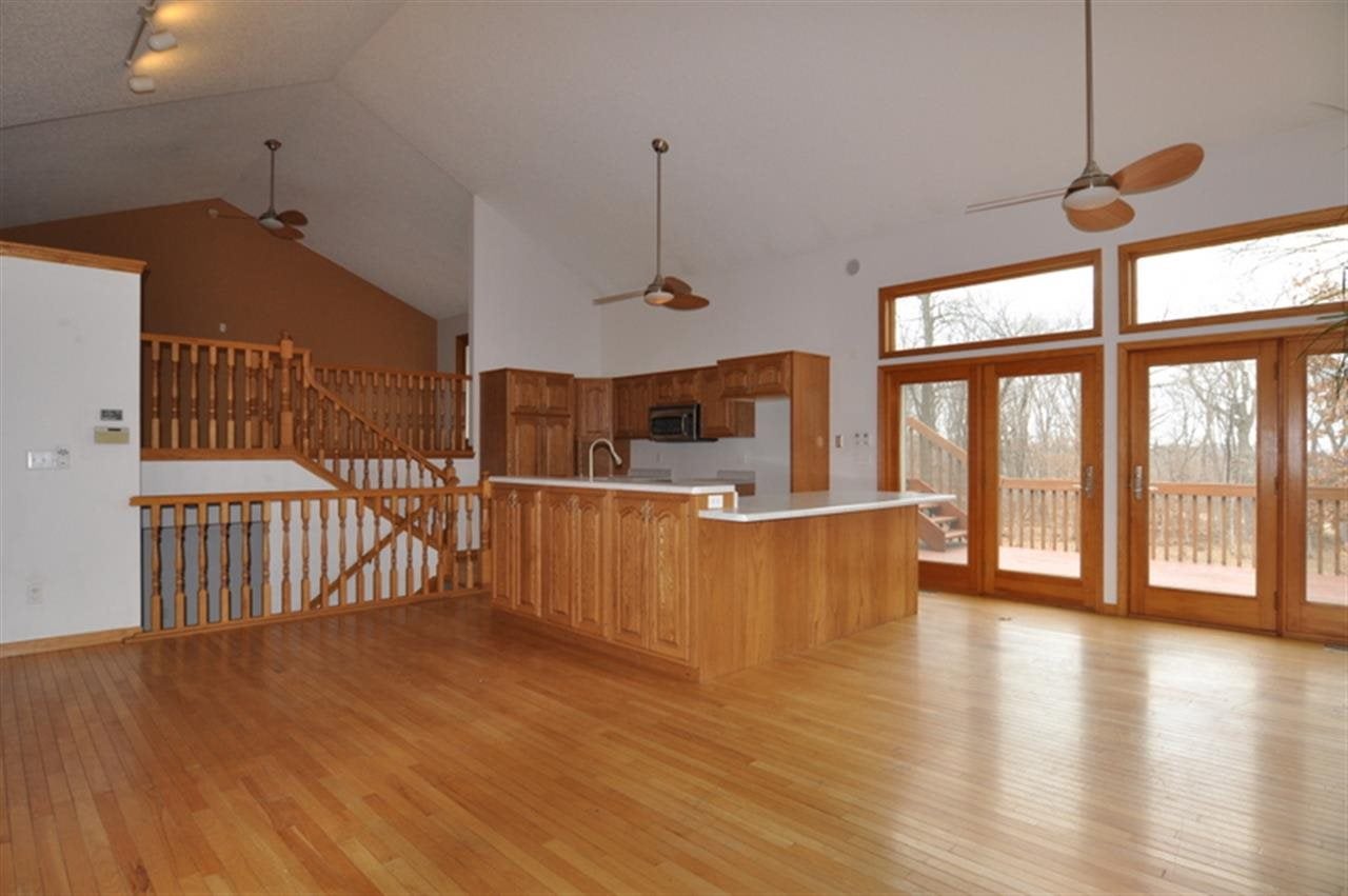 1821 Mehaffey Bridge Road Northeast Solon, IA 52333 - Photo 4 of 25 Gallery Image 4