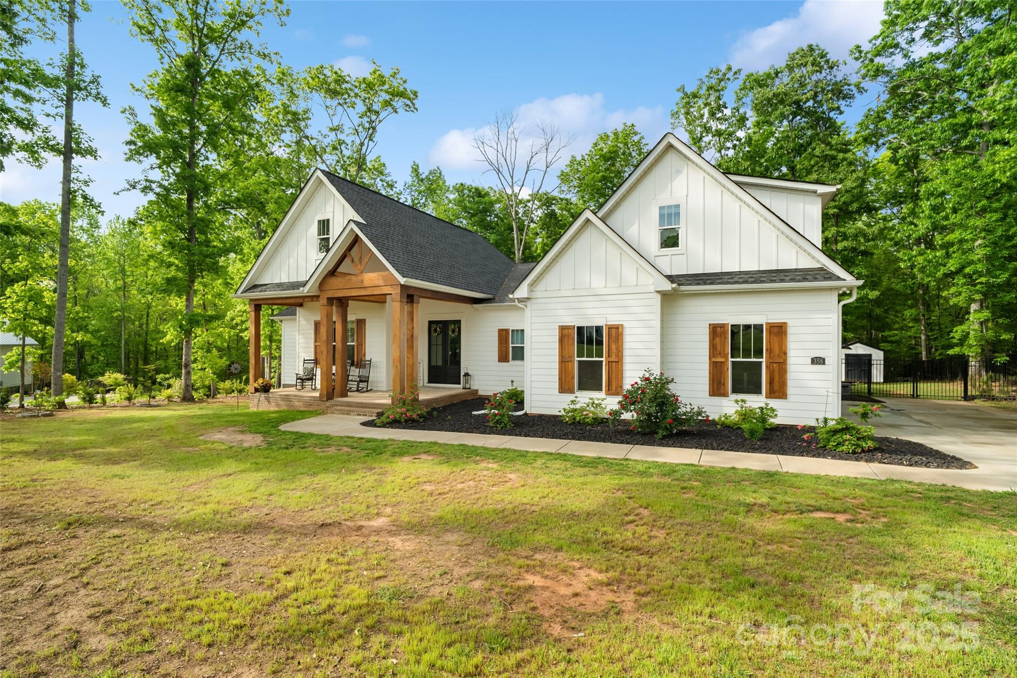 358 Grassy Rdg Court Clover, SC 29710 - Photo 3 of 45 Gallery Image 3