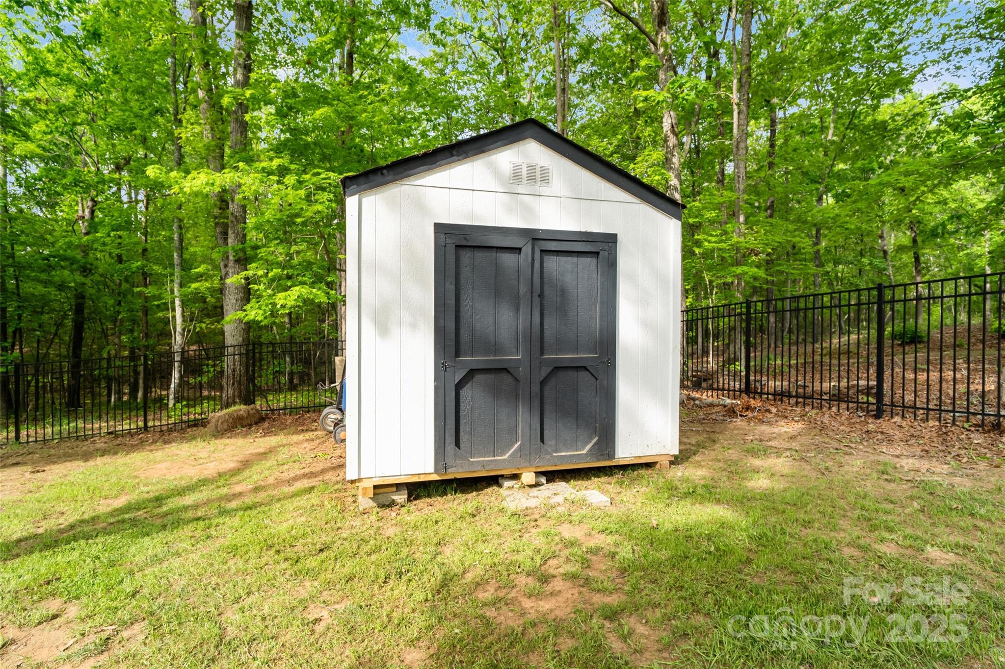 358 Grassy Rdg Court Clover, SC 29710 - Photo 38 of 45 Gallery Image 38