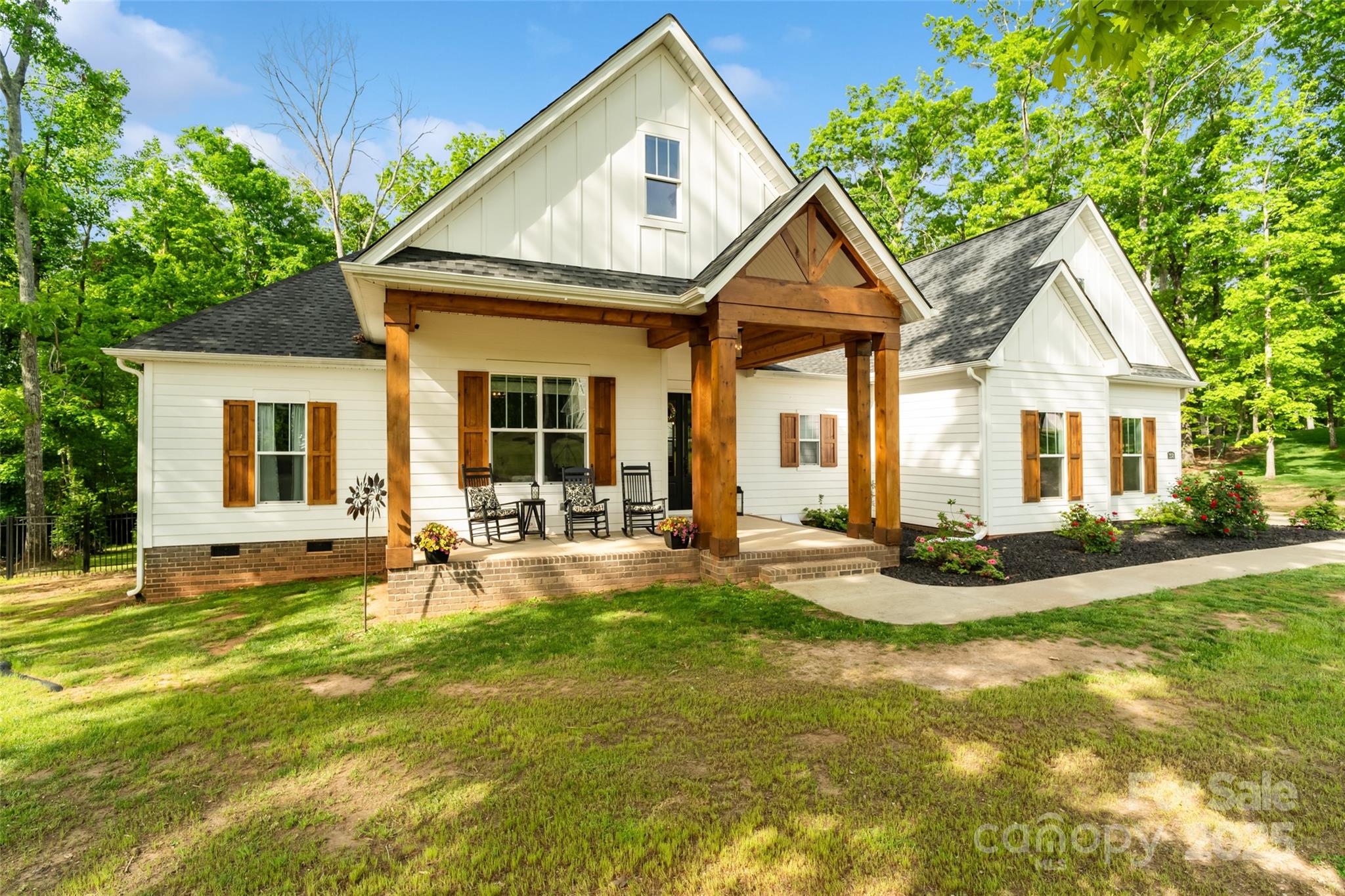 358 Grassy Rdg Court Clover, SC 29710 - Photo 4 of 45 Gallery Image 4