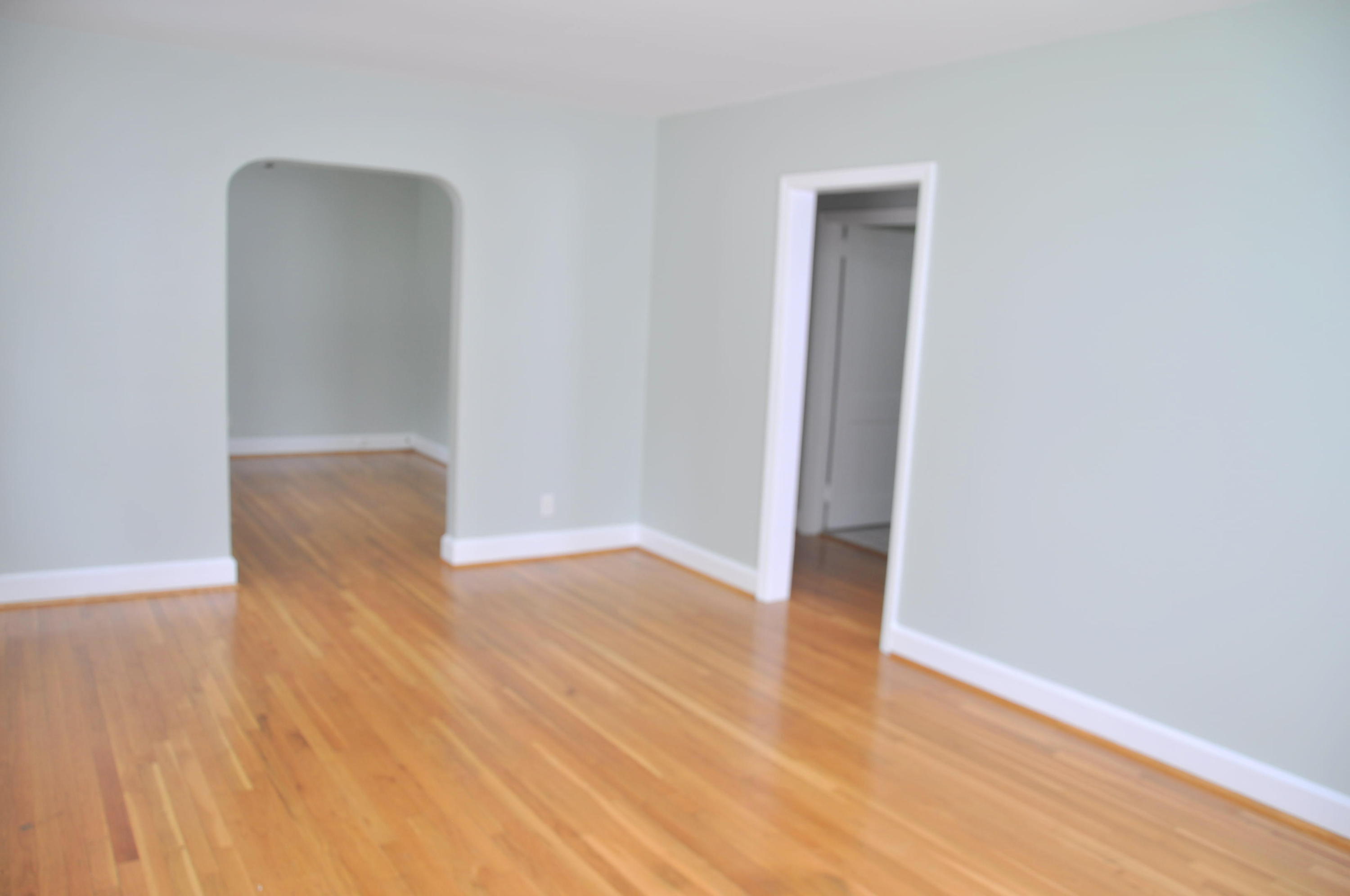 1722 John Ross Road Chattanooga, TN 37412 - Photo 6 of 32 Living Room