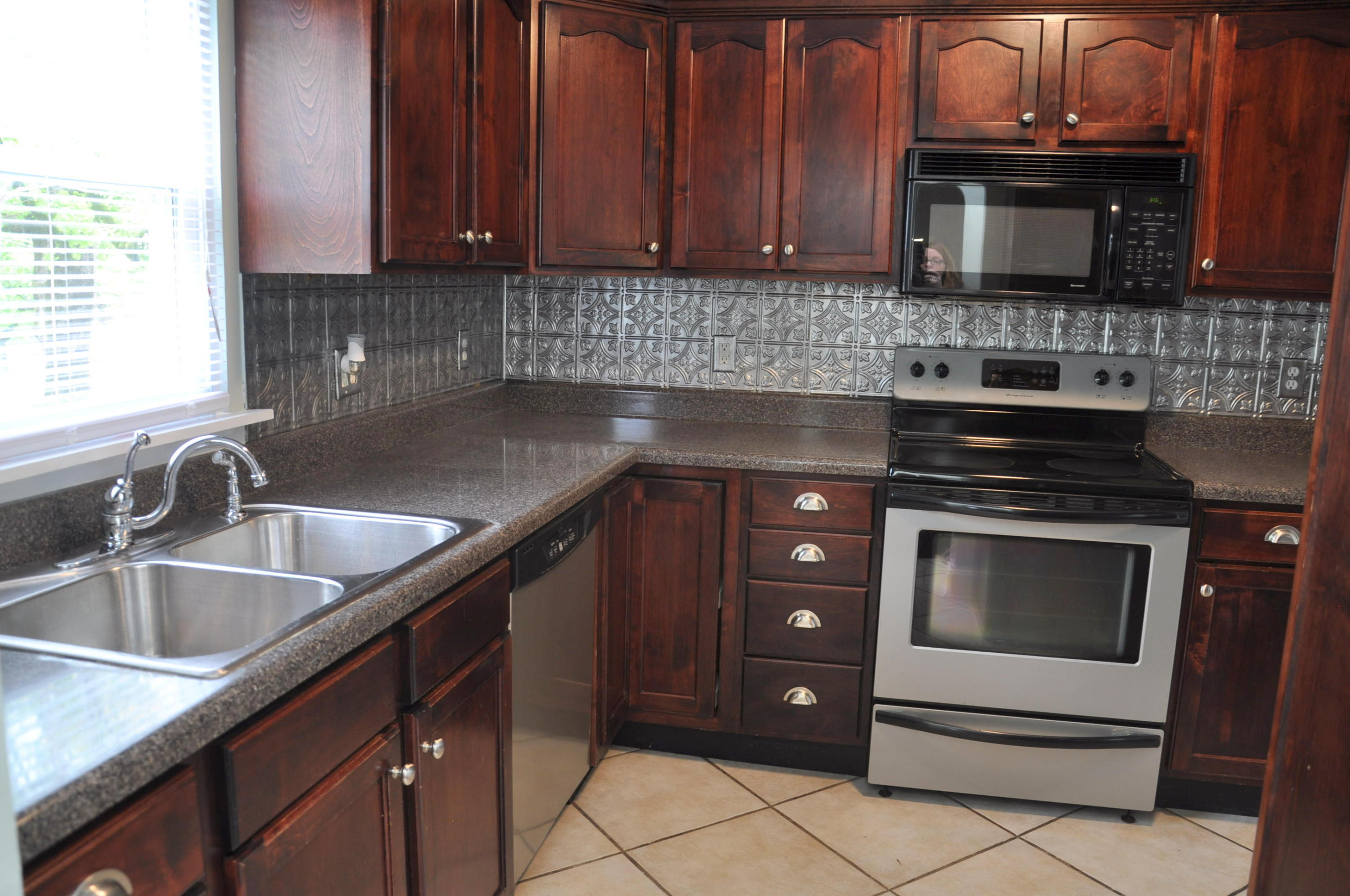 1722 John Ross Road Chattanooga, TN 37412 - Photo 9 of 32 Kitchen