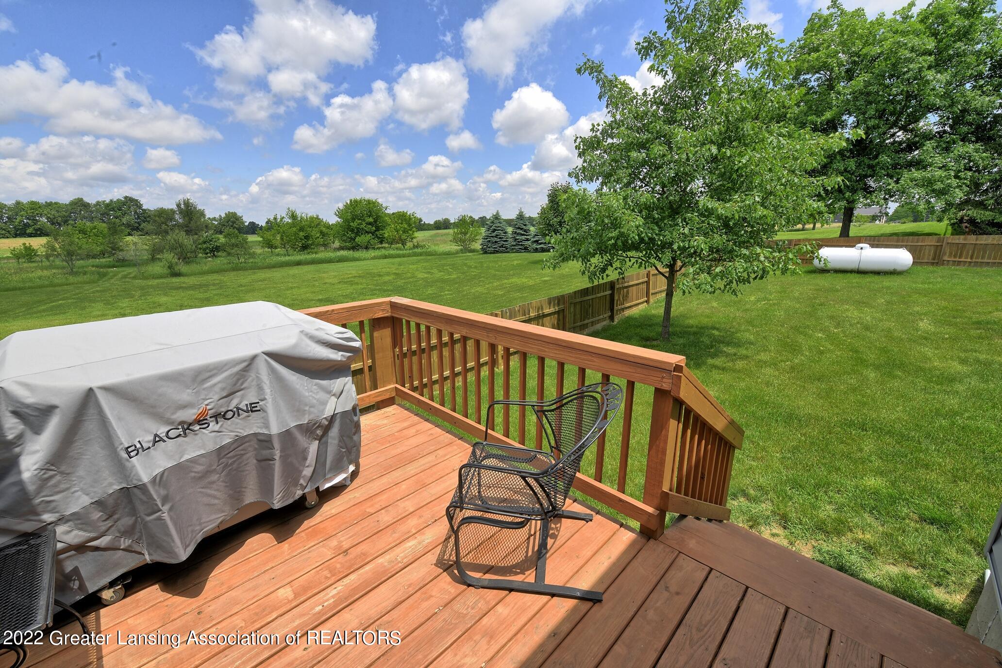 15200 West Herbison Road Eagle, MI 48822 - Photo 31 of 48 Deck