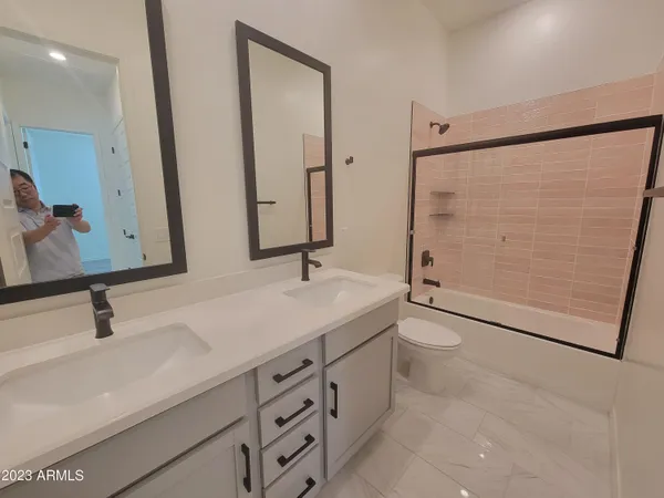 $2,845 | 240 East Shamrock Drive, Chandler, AZ 85286