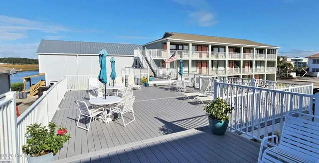 $275,000 | 12 Causeway Drive, Unit 305, Ocean Isle Beach, NC 28469