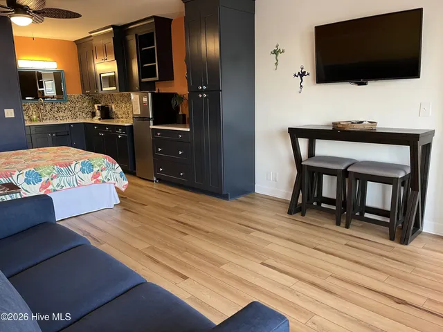 $275,000 | 12 Causeway Drive, Unit 305, Ocean Isle Beach, NC 28469