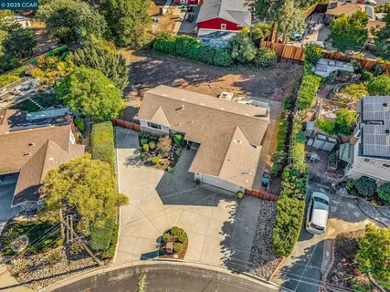 $875,000 | 5872 Herriman Drive, Clayton, CA 94517