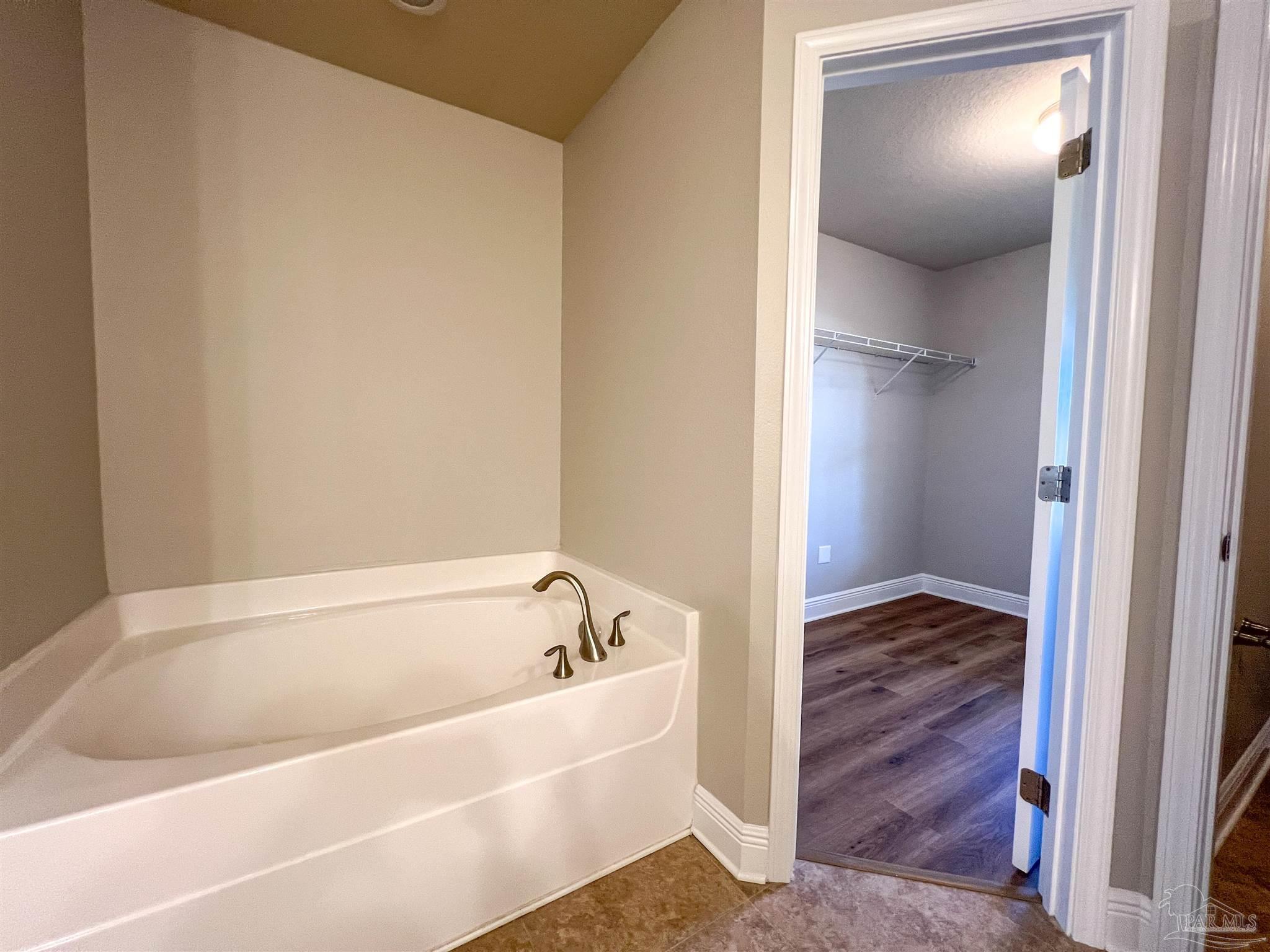 5588 Inspiration Street Milton, FL 32570 - Photo 18 of 39