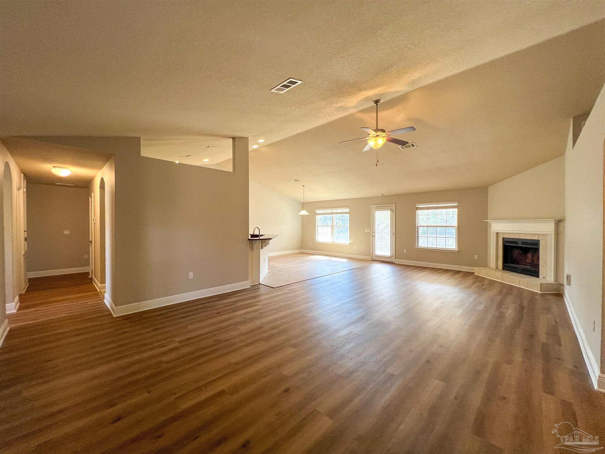 5588 Inspiration Street Milton, FL 32570 - Photo 3 of 39