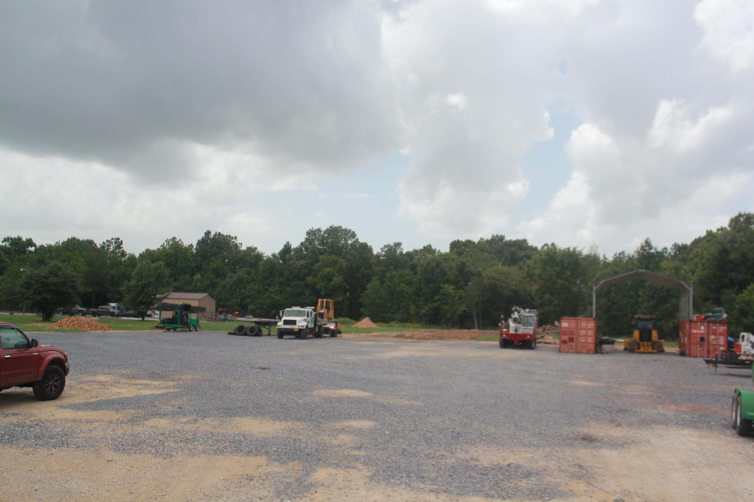 8735 Tulane Road Southaven, MS 38671 - Photo 8 of 16 IMG_4440