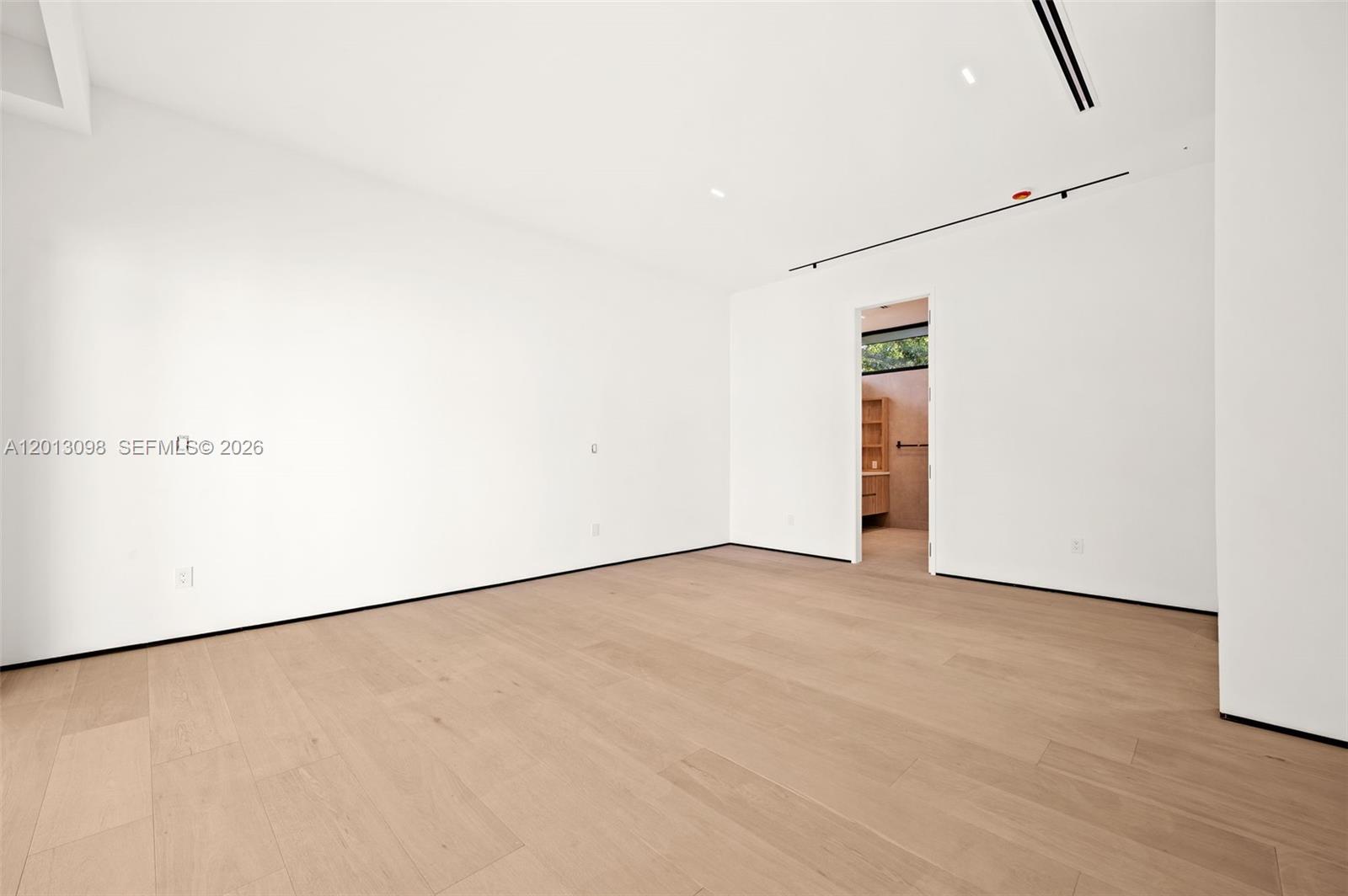 7740 School House Road Miami, FL 33143 - Photo 15 of 52