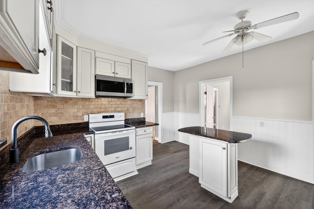 39 Harvard Street Brockton, MA 02301 - Photo 4 of 33