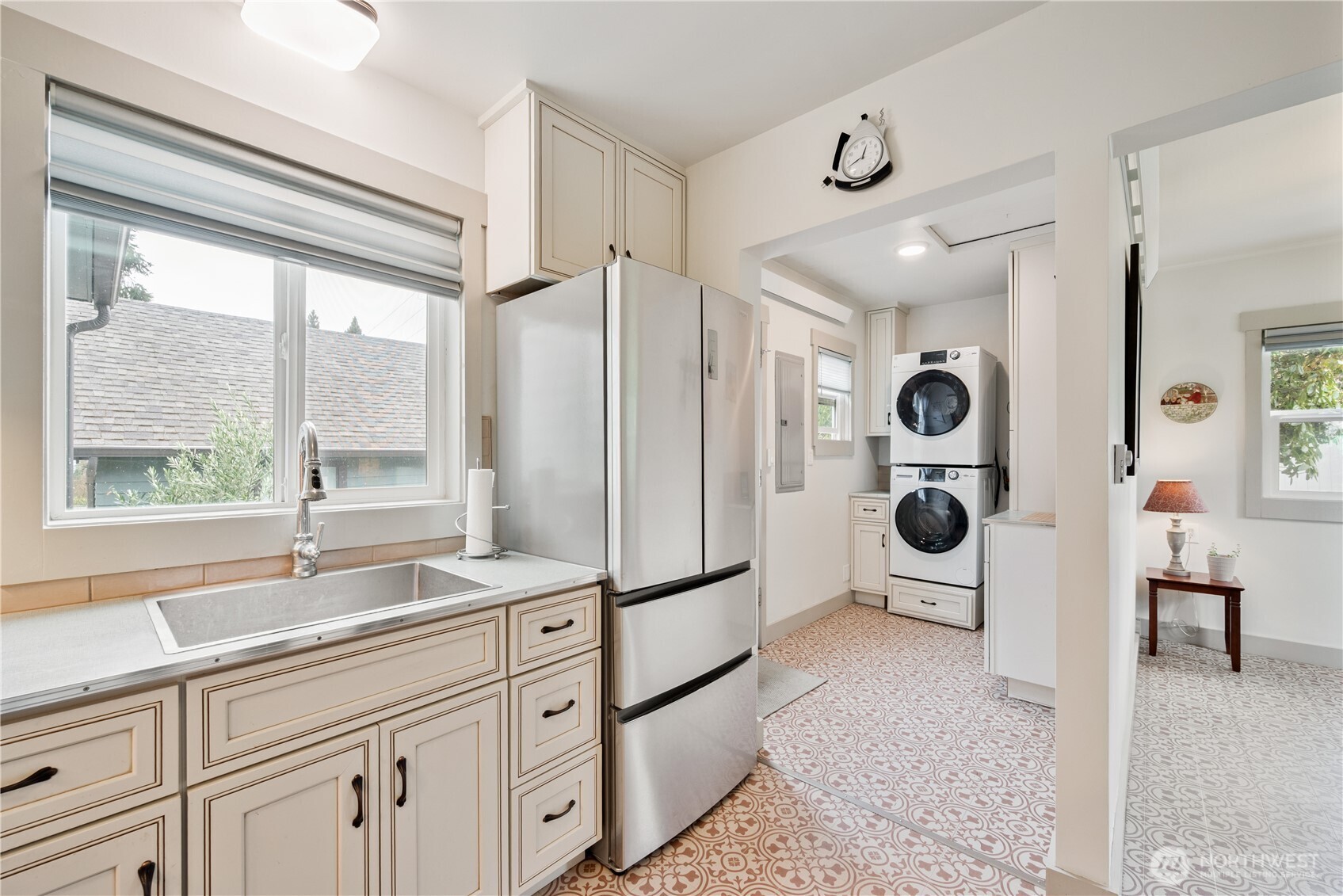 3515 Columbia Heights Road Longview, WA 98632 - Photo 12 of 29