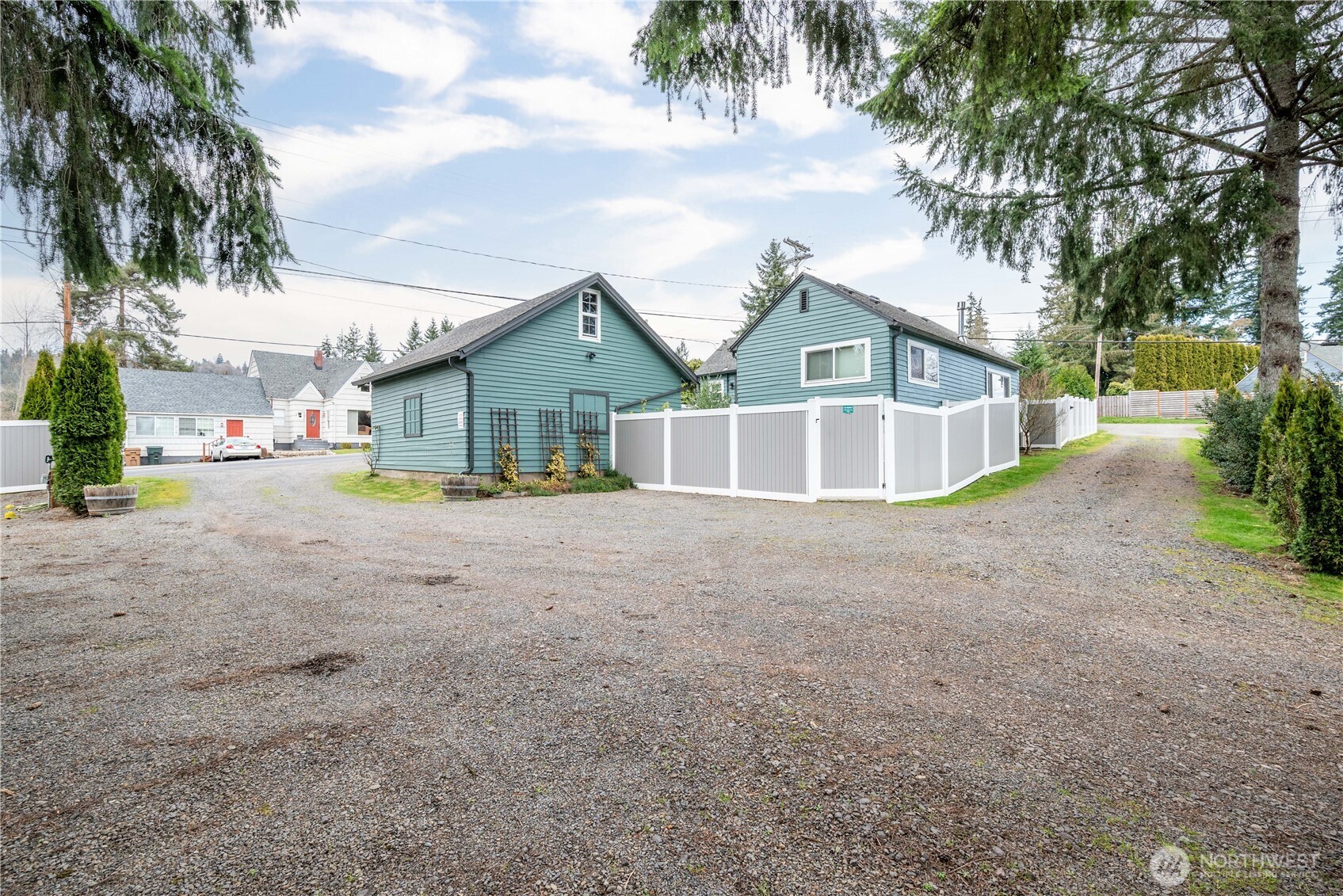 3515 Columbia Heights Road Longview, WA 98632 - Photo 28 of 29