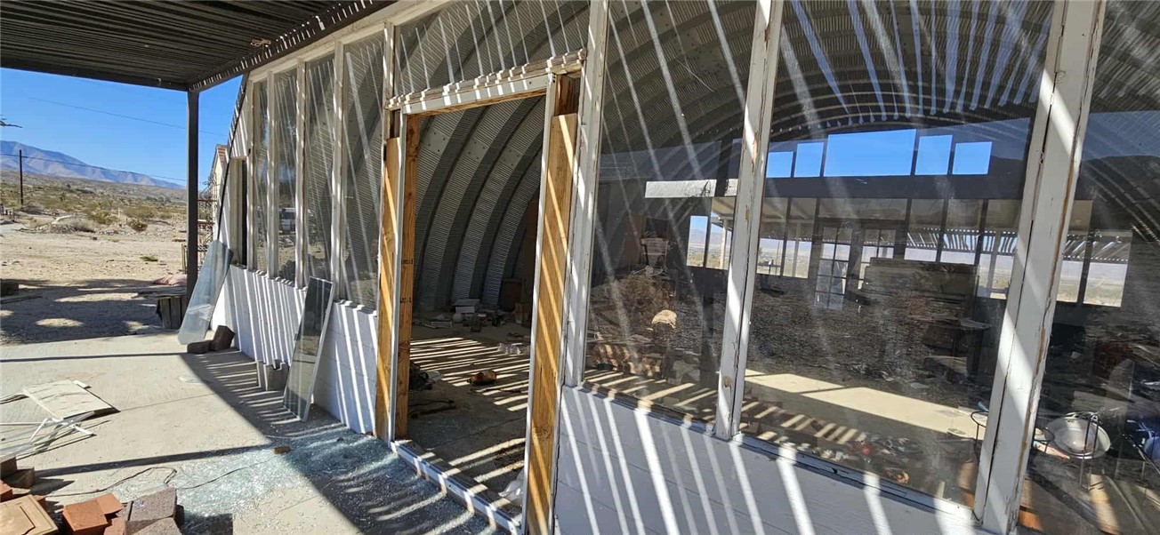 7535 Camp Rock Road Lucerne Valley, CA 92356 - Photo 27 of 62 a view of a balcony