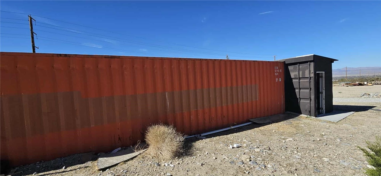 7535 Camp Rock Road Lucerne Valley, CA 92356 - Photo 41 of 62