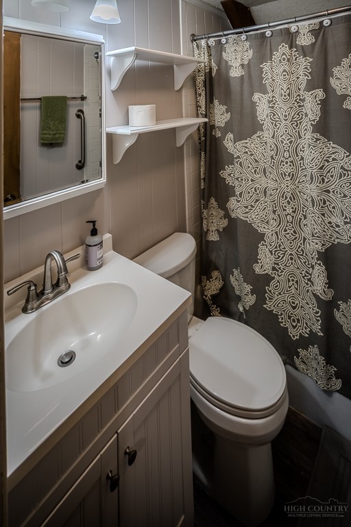 305 Charter Hills Road Beech Mountain, NC 28604 - Photo 25 of 38