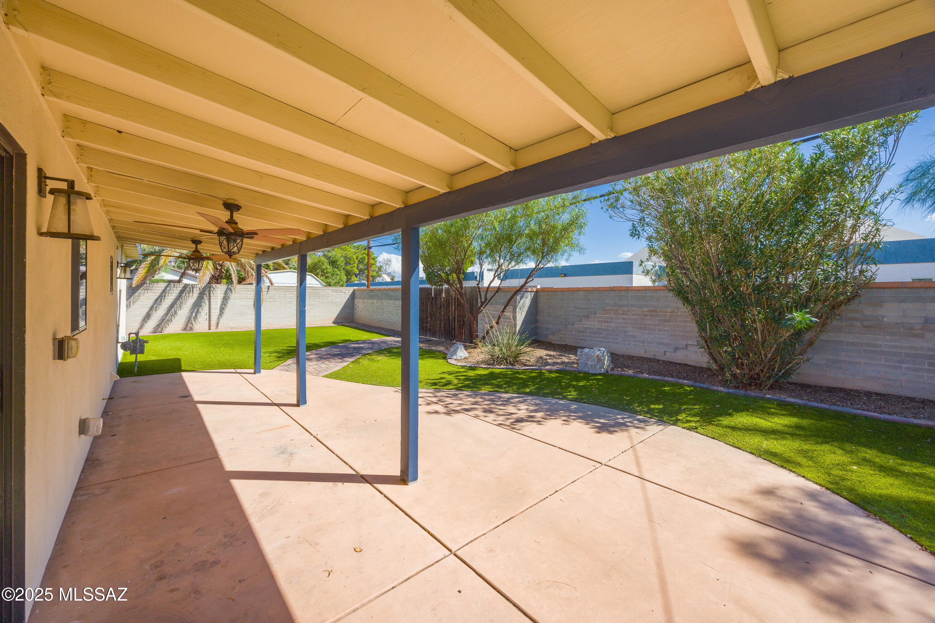 5642 East Spring Street Tucson, AZ 85712 - Photo 23 of 28