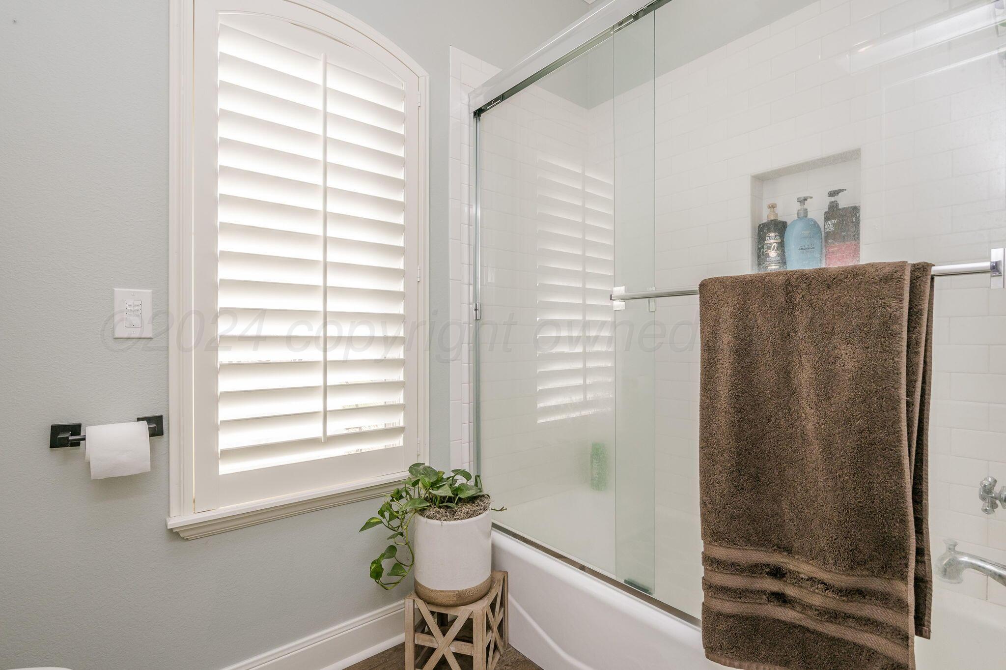 13300 Blf Rdg Trail Canyon, TX 79015 - Photo 23 of 37 Hall Bathroom-2