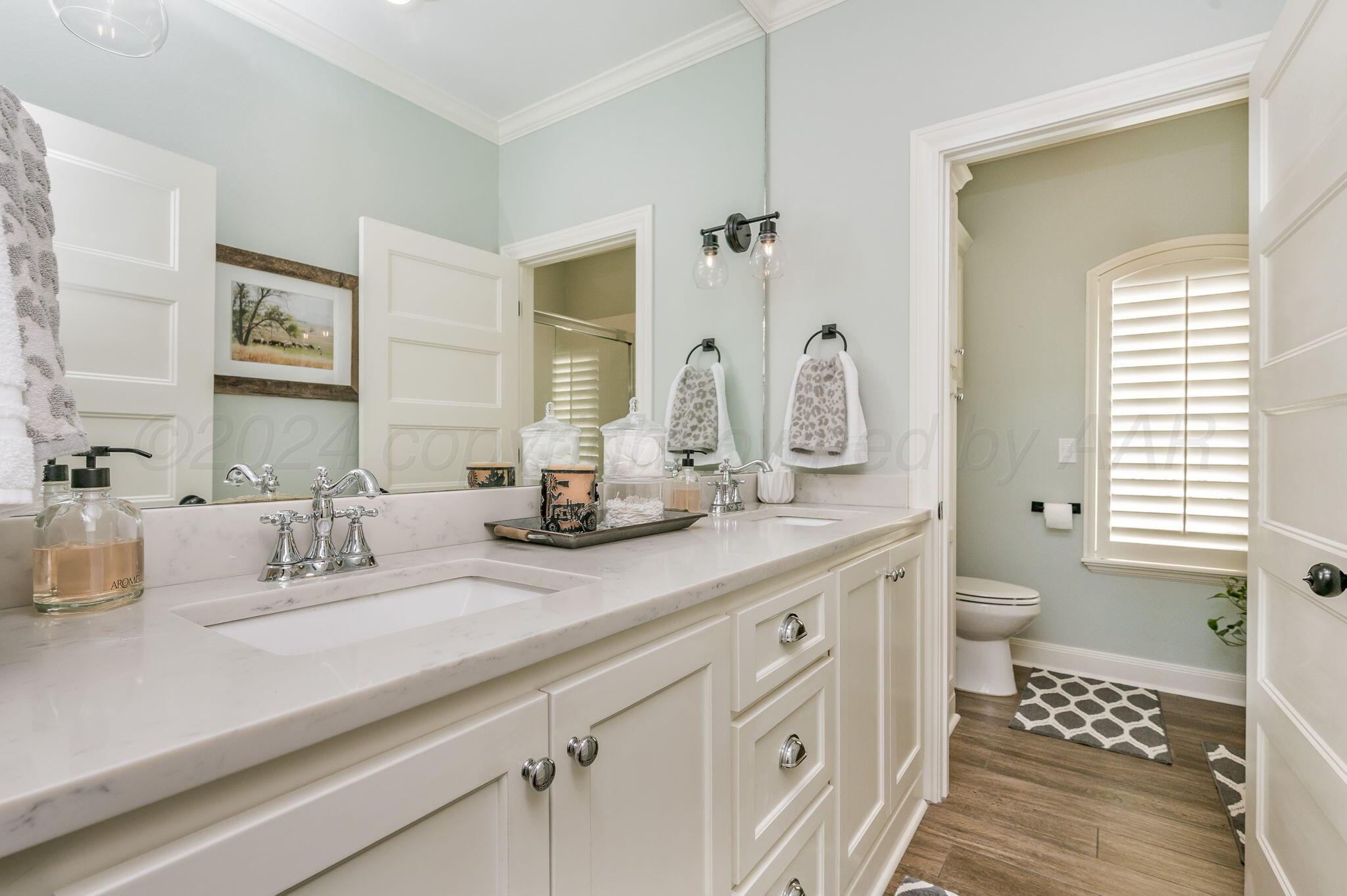 13300 Blf Rdg Trail Canyon, TX 79015 - Photo 24 of 37 Hall Bathroom