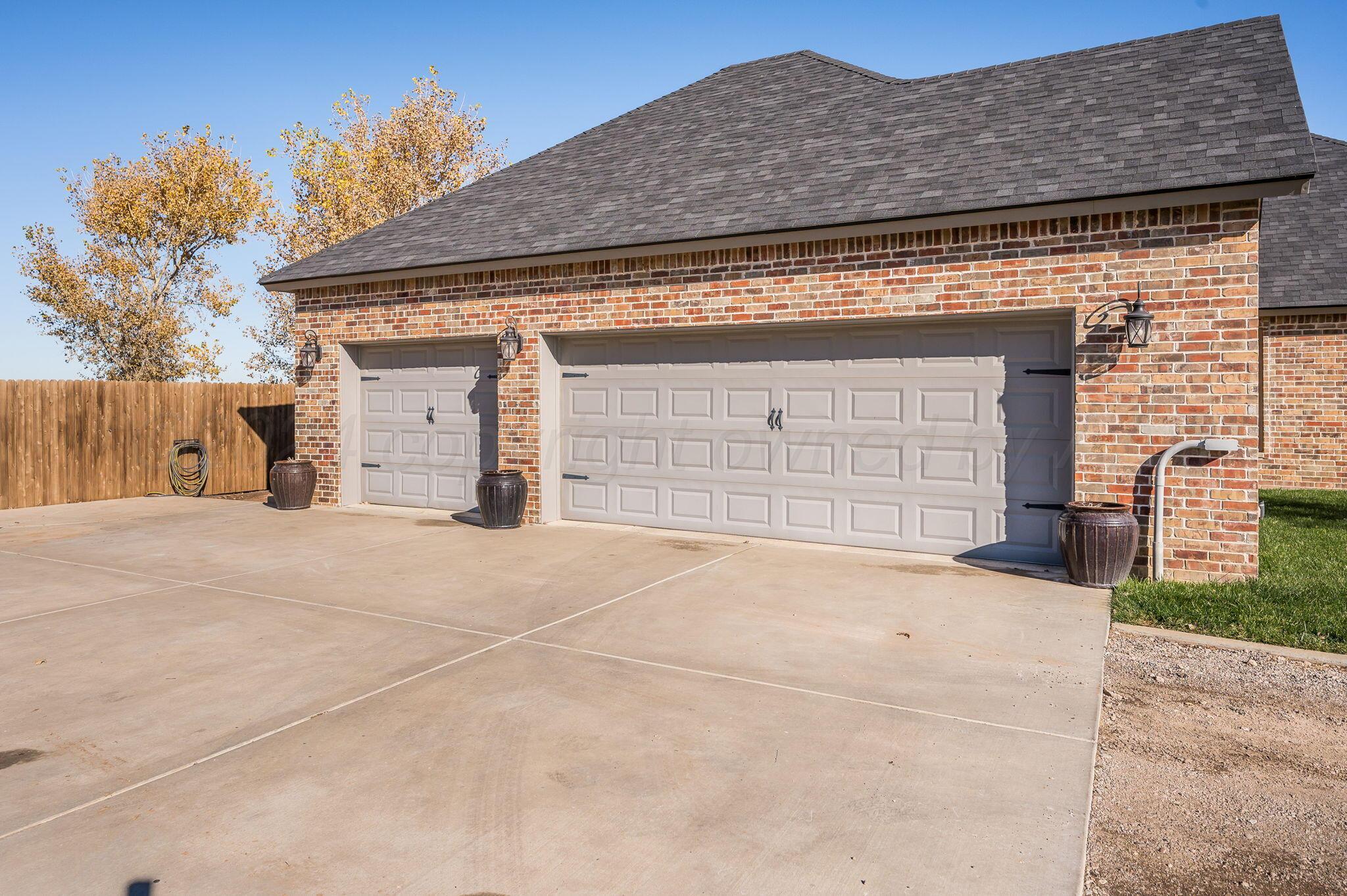 13300 Blf Rdg Trail Canyon, TX 79015 - Photo 33 of 37 Garage (1)