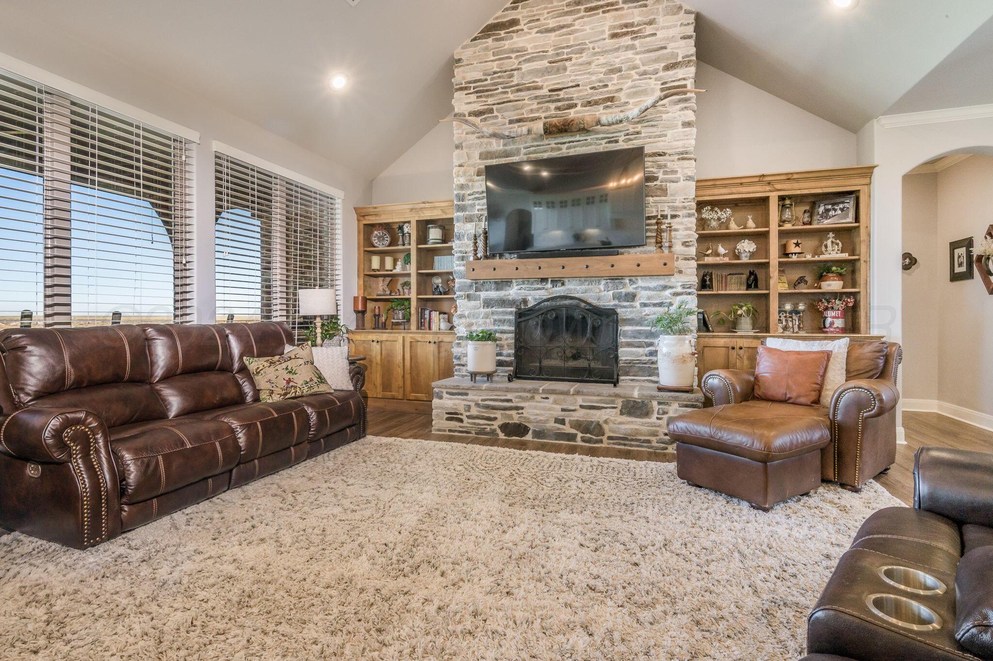 Living Room-2