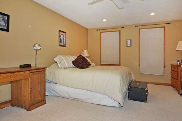12 Bayberry Road Natick, MA 01760 - Photo 16 of 26 Gallery Image 16