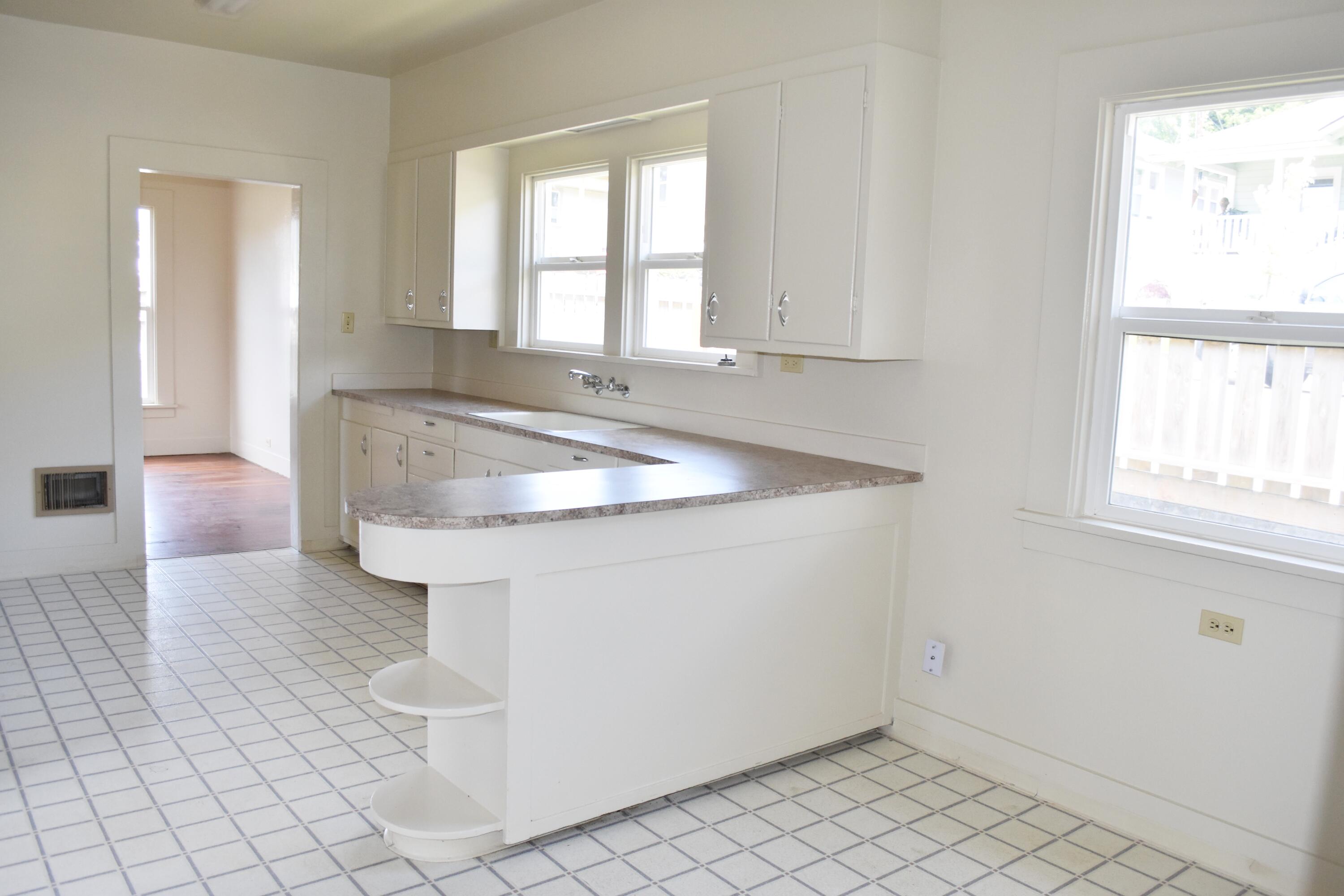 673 4th Street Scotia, CA 95565 - Photo 10 of 23