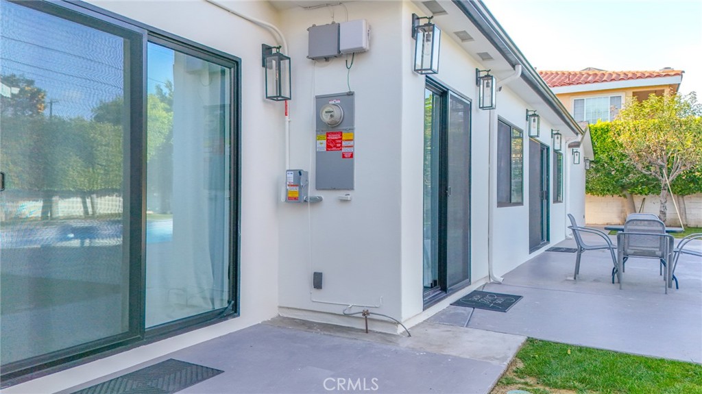 9145 Raviller Drive Downey, CA 90240 - Photo 47 of 49