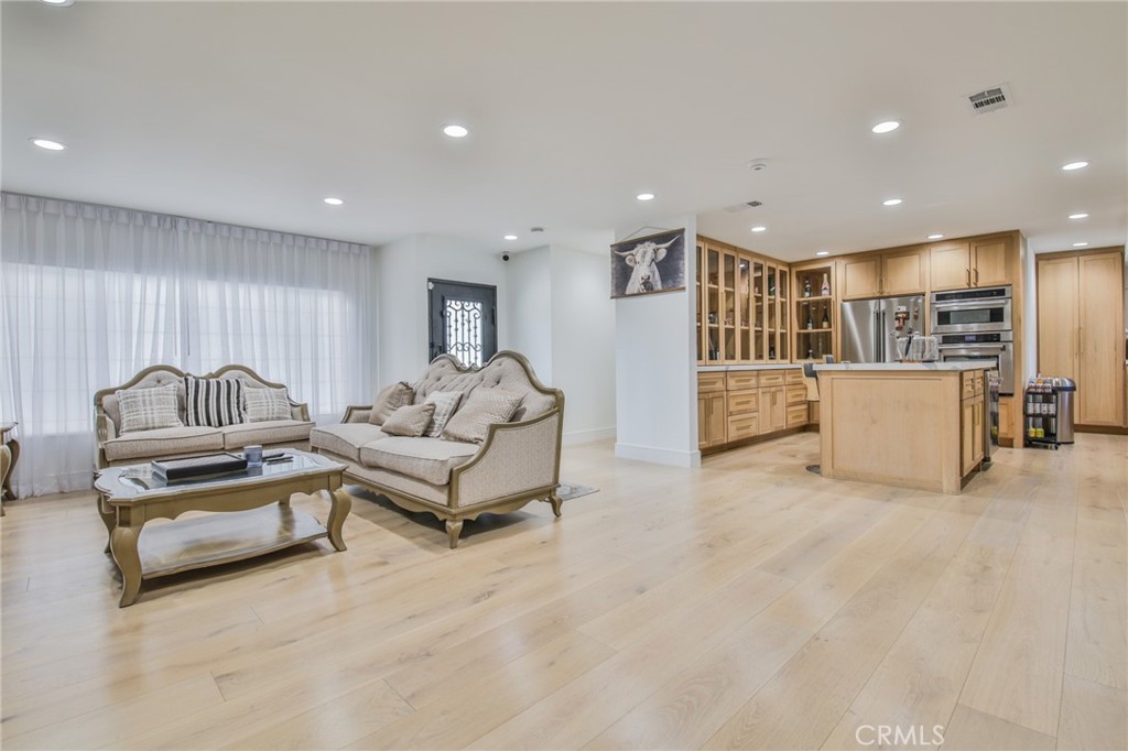 9145 Raviller Drive Downey, CA 90240 - Photo 7 of 49