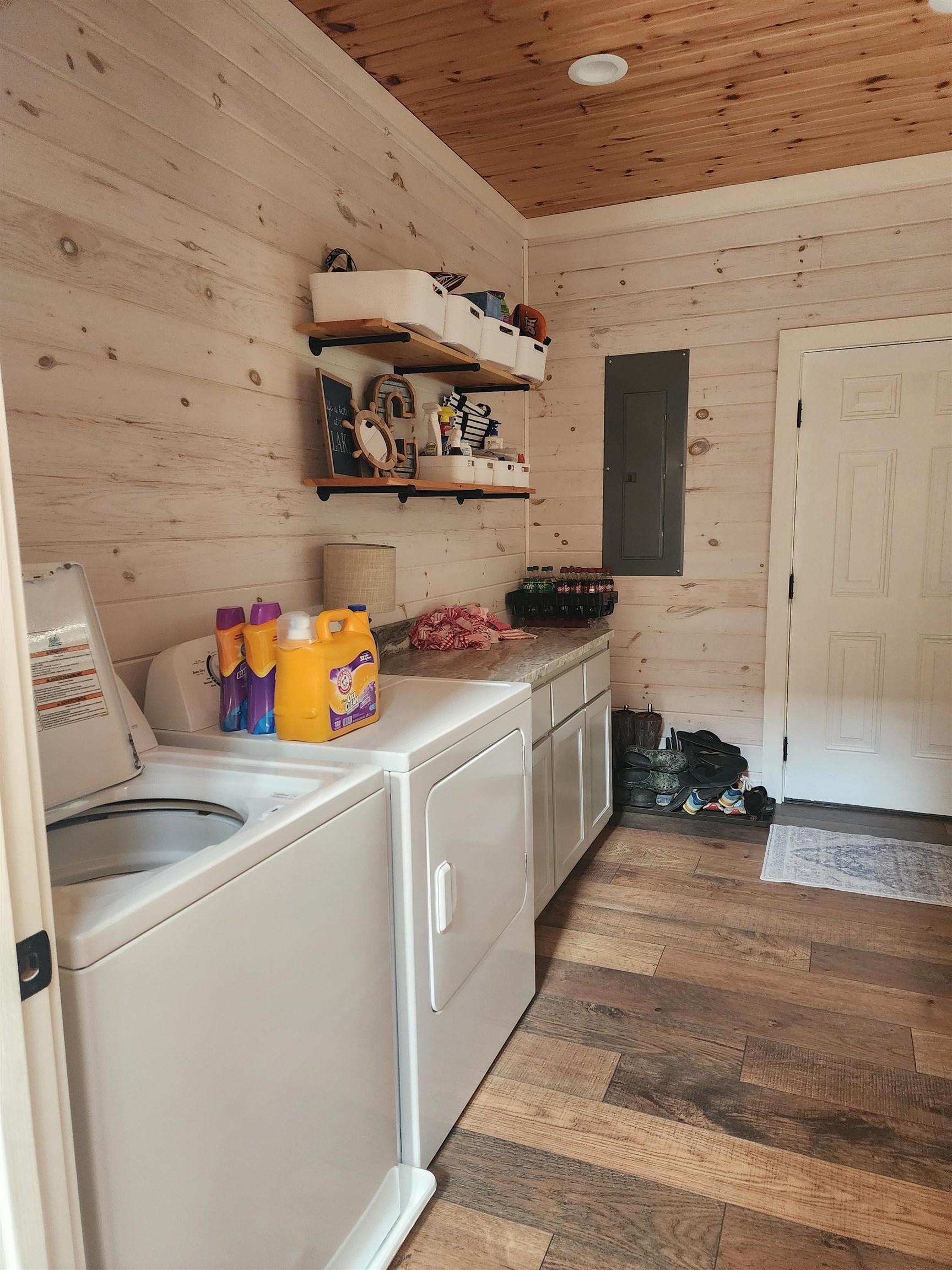540 Muscatel Lane Counce, TN 38326 - Photo 11 of 35 a utility room with dryer and washer