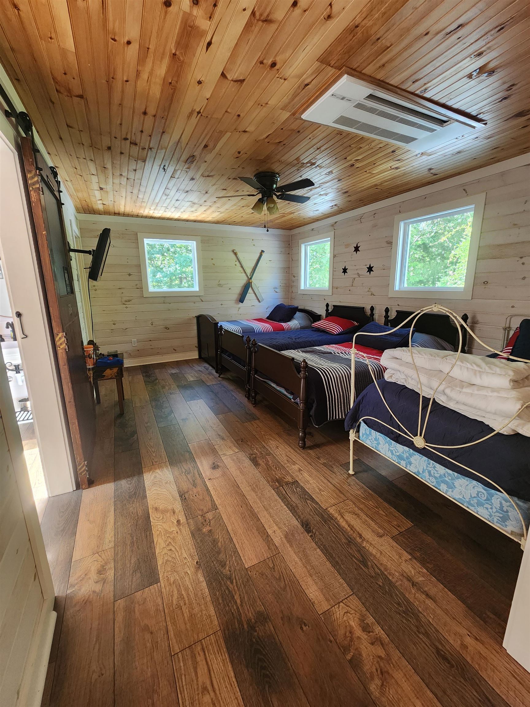 540 Muscatel Lane Counce, TN 38326 - Photo 21 of 35 a view of a room with gym equipment