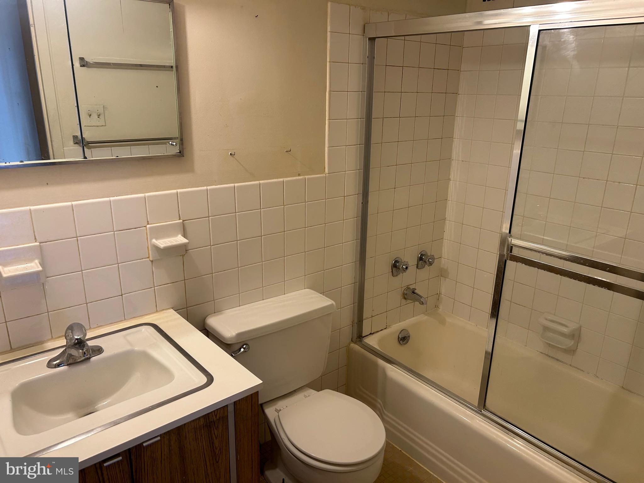 226 West Rittenhouse Square, Unit 2516 Philadelphia, PA 19103 - Photo 13 of 32 Gallery Image 13