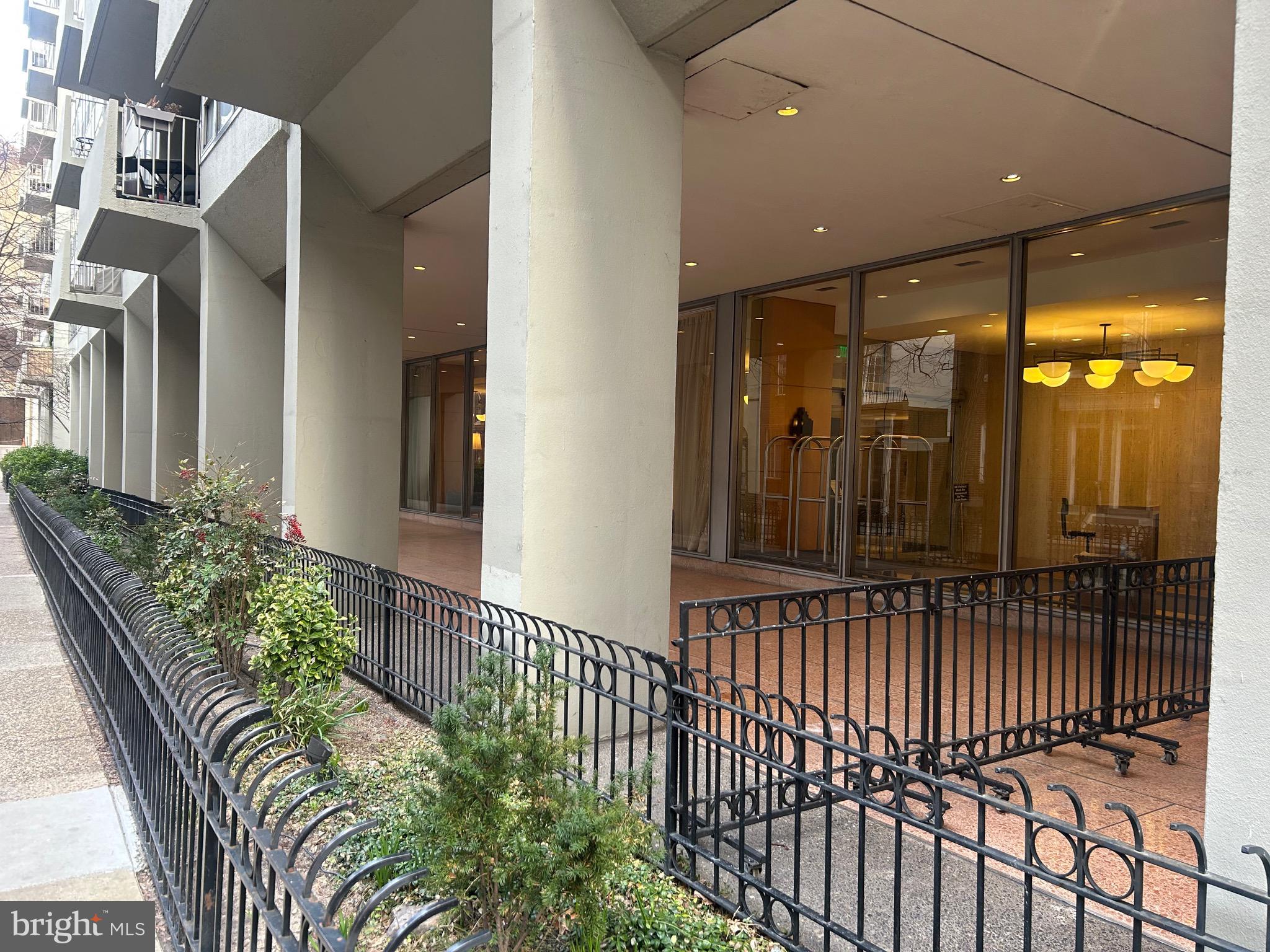 226 West Rittenhouse Square, Unit 2516 Philadelphia, PA 19103 - Photo 27 of 32 Gallery Image 27