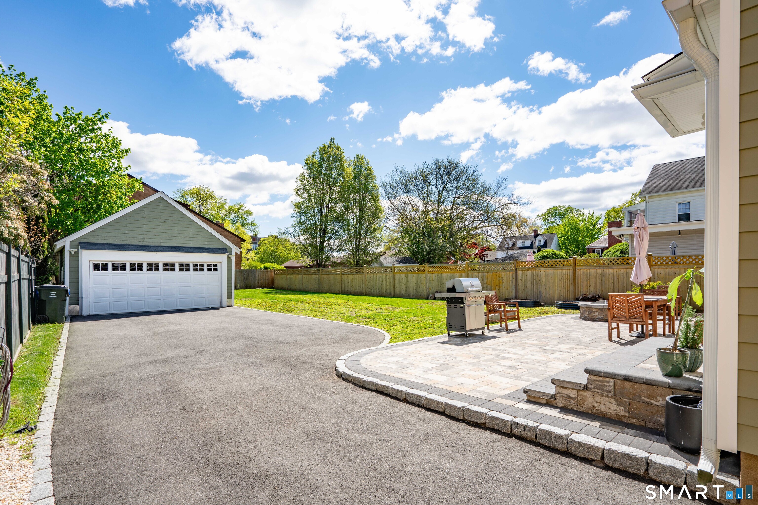 30 Grennan Road West Hartford, CT 06107 - Photo 3 of 33