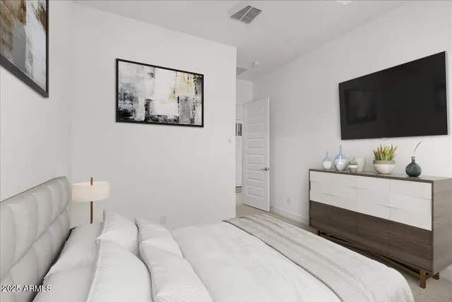 $795,000 | 2513 East Pleasant Lane, Phoenix, AZ 85042