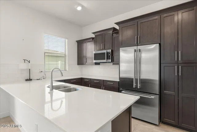 $795,000 | 2513 East Pleasant Lane, Phoenix, AZ 85042