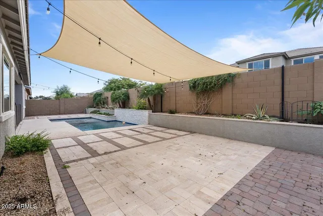 $795,000 | 2513 East Pleasant Lane, Phoenix, AZ 85042