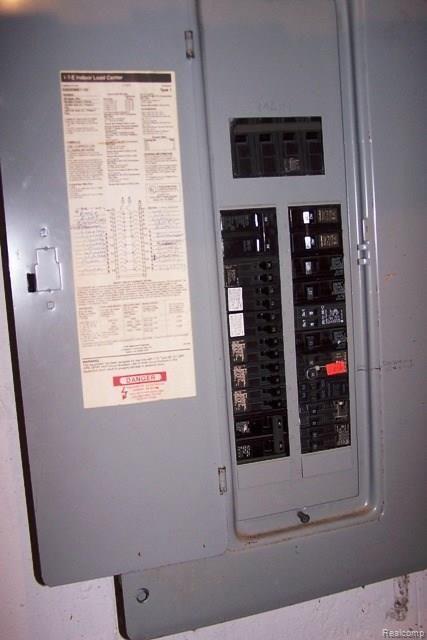 68500 Dequindre Road Washington, MI 48095 - Photo 29 of 37 electrical panel.JPG