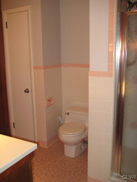 410 Bierys Bridge Road Bethlehem, PA 18017 - Photo 13 of 32 Gallery Image 13