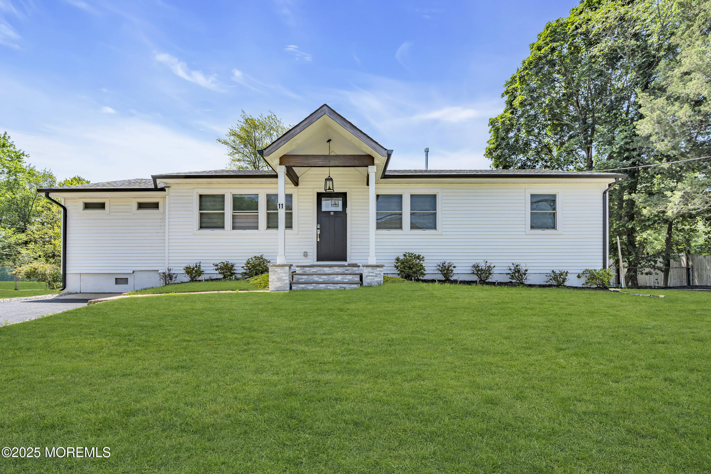 11 Bass Place Howell, NJ 07731 - Photo 45 of 55 5 (1)