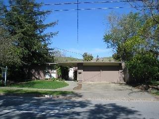 736 Montecillo Road San Rafael, CA 94903 - Photo 3 of 6 a view of outdoor space