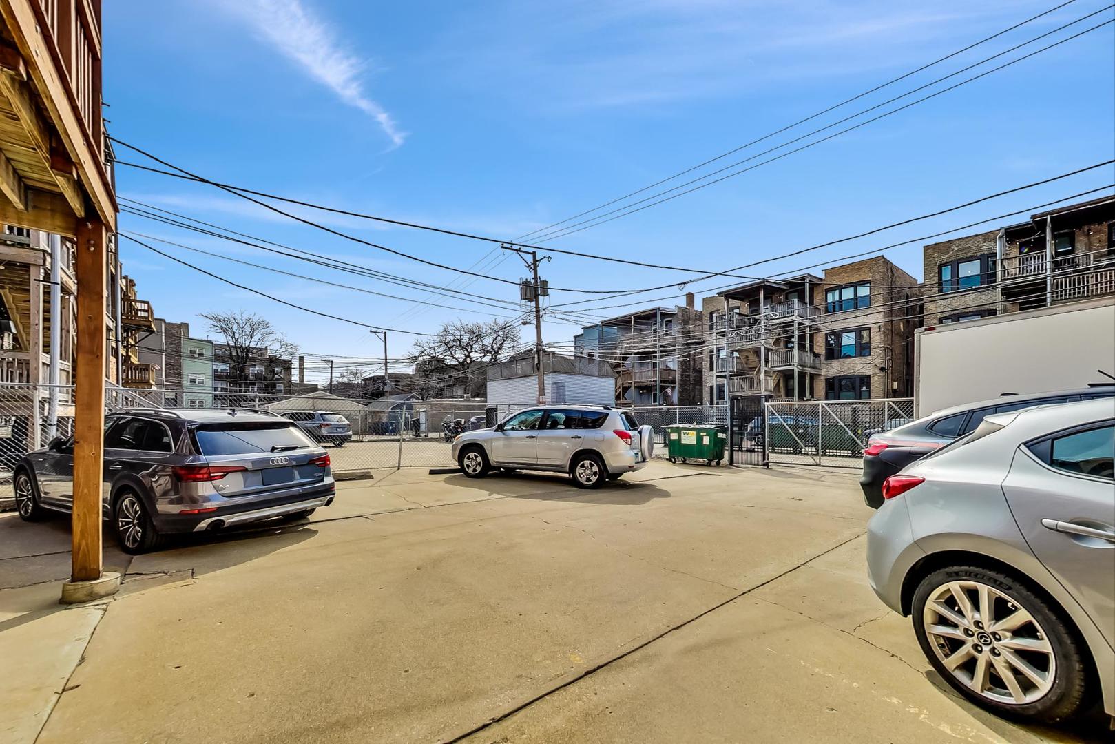 4342 North Sheridan Road, Unit 1N Chicago, IL 60613 - Photo 28 of 29 a view of parking