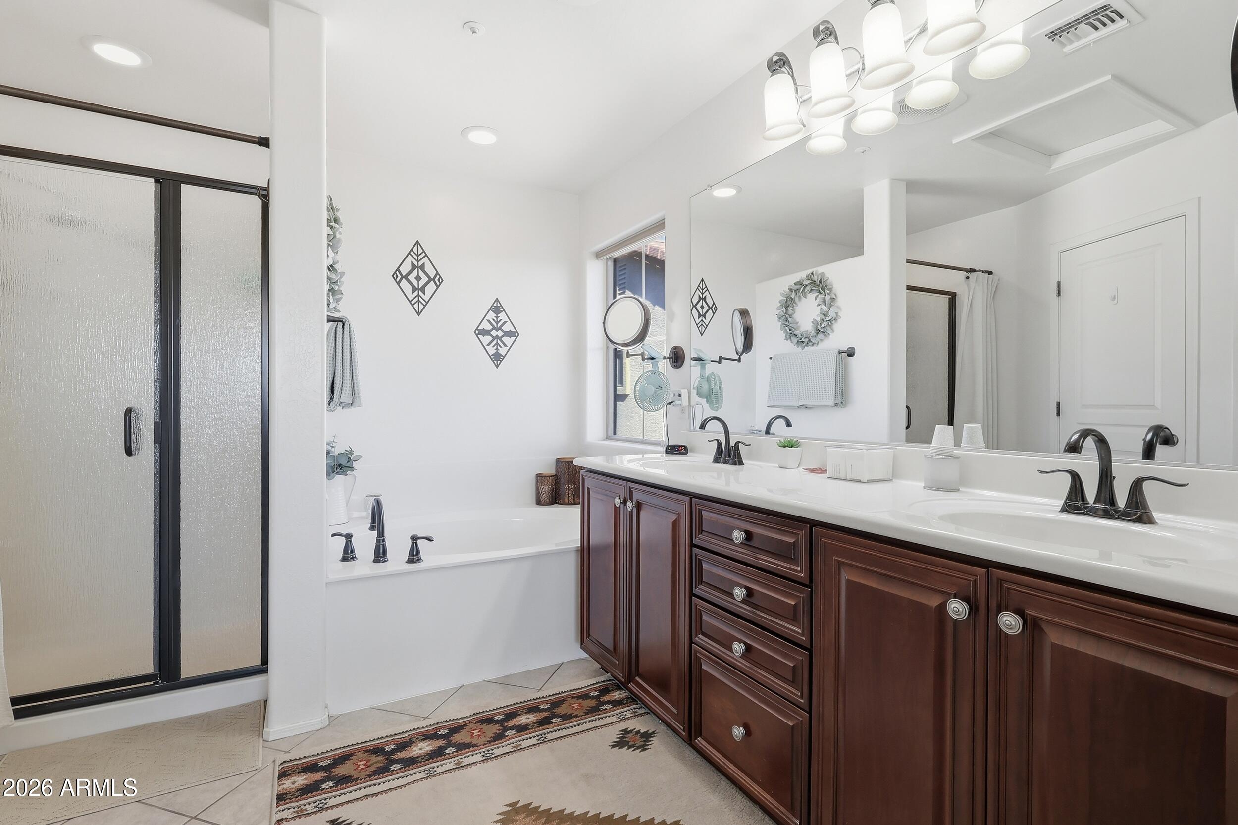 7451 West Montgomery Road Peoria, AZ 85383 - Photo 14 of 43 28_img_3611